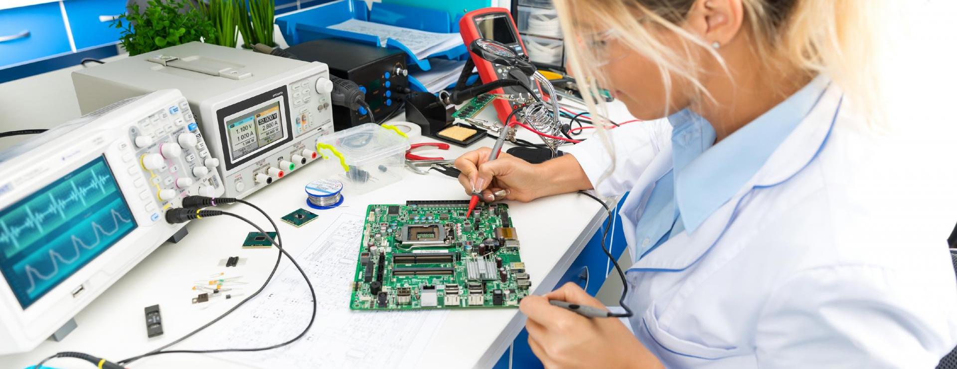Semi Conductor student working in lab