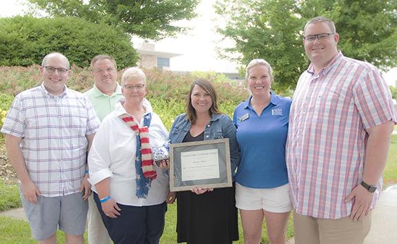Brittany Misner receives Community Service Award
