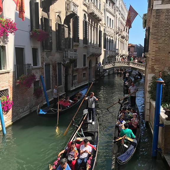 Pictures of Gondolas in Venice