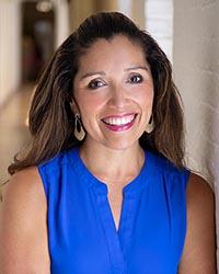 Jennifer De Leon headshot