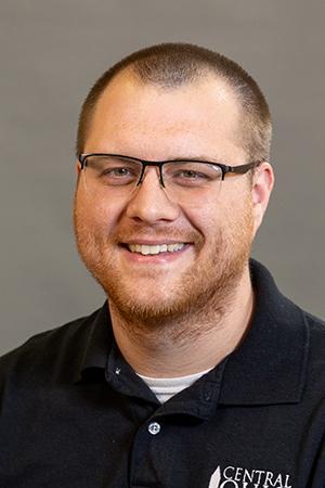 Headshot of Stephen Pierce