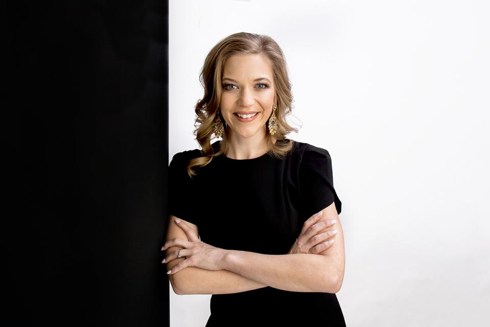 Caitlin Baine headshot.