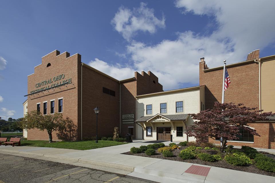 building on Coshocton Campus