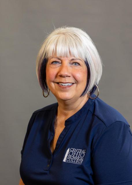 Headshot of Joan Webb